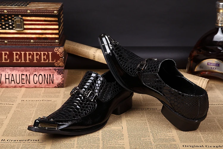 De La Nuevos Metal Cuero Estrecha Boda Llegada Hombres Moda Oxford Auténtico 2017 Vestido Punta Charol Zapatos xEwCqftf