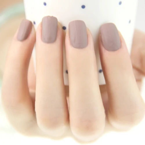 Environmental Protection Sweet Color Green Nail Polish Matte Environmental Protection Sweet Color Green Nail Polish Matte Brown Shining Beautify Nails Health Innocuity