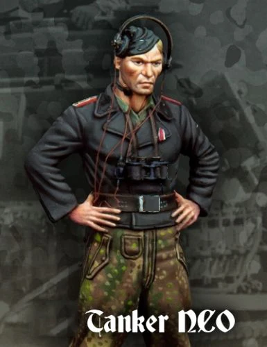 

1/35 Scale Unpainted Resin Figure Tanker NCO collection figure