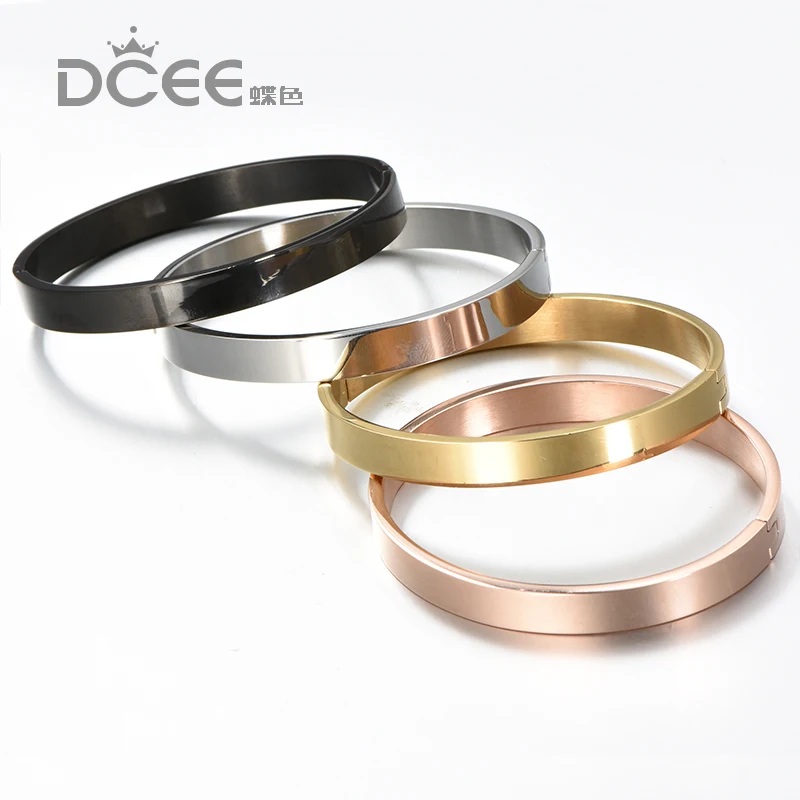 

Personalized Europe Titanium Bracelet Lovers Opening Custom Engraved DIY Rose Gold Lettering Stainless Steel Hand Women Jewelry