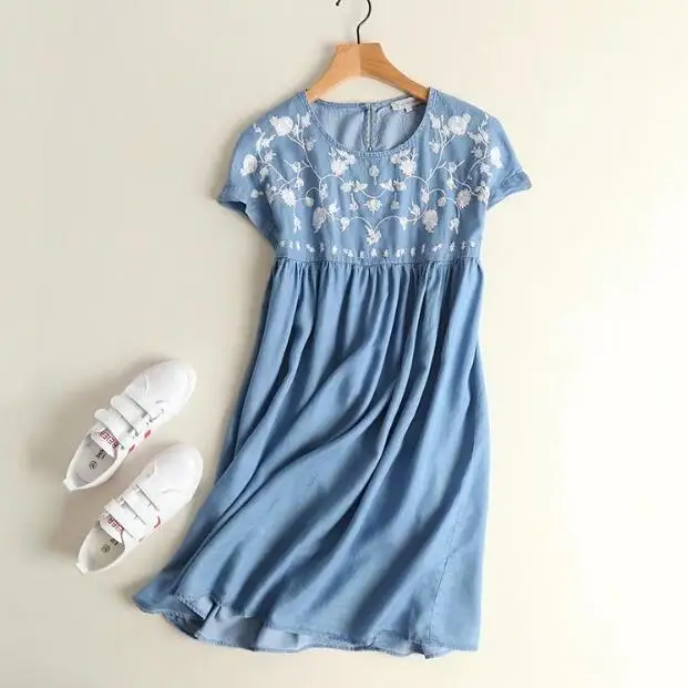 

Small fresh embroidery flowers summer o-neck mori gir denim dress mori girl