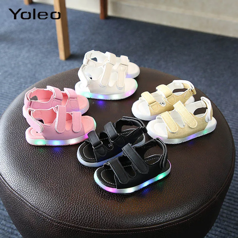 

Kids LED Glowing Sandals Children Sport Casual Light Shoes Baby Boys Girls Flat Shoes Kids Beach Leather Sandals Summer Sandals