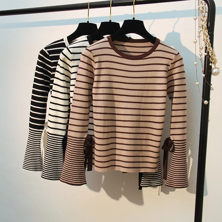 New Korean Women Sweaters Autumn Winter Striped Knitted Pullover  Elatic Sweater Top Long Flare Sleeve Pull Femme Hiver D303
