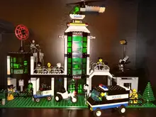 Model building kits compatible with lego city Hotel De Police 3D blocks Educational model building toys