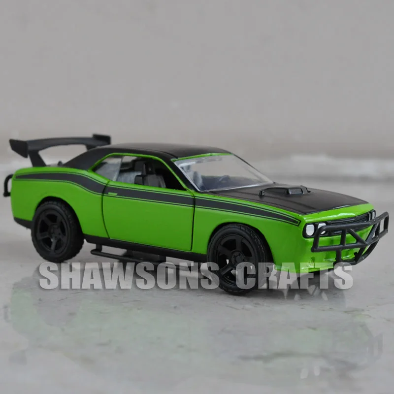 

JADA 1:32 DIECAST METAL CAR MODEL TOYS DODGE CHALLENGER SRT8 VEHICLE REPLICA