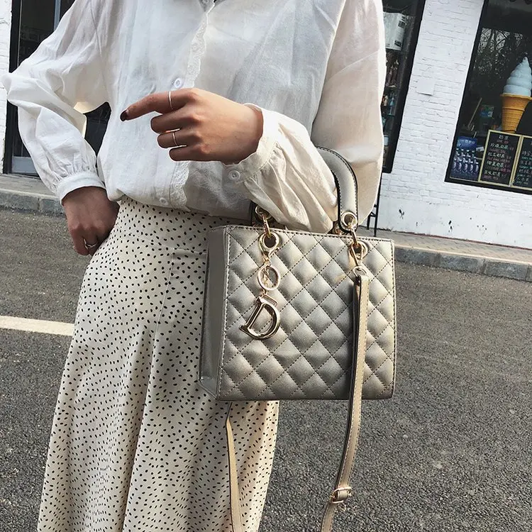 

2019 Hot Selling Retro Plaid Messenger Bag Girls Fashion Crossbody Tote Lady Female Simple Lattice Shoulder Handbags for Women