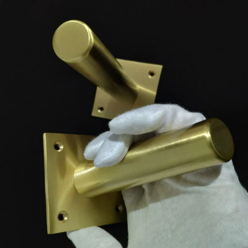 brass leg 07
