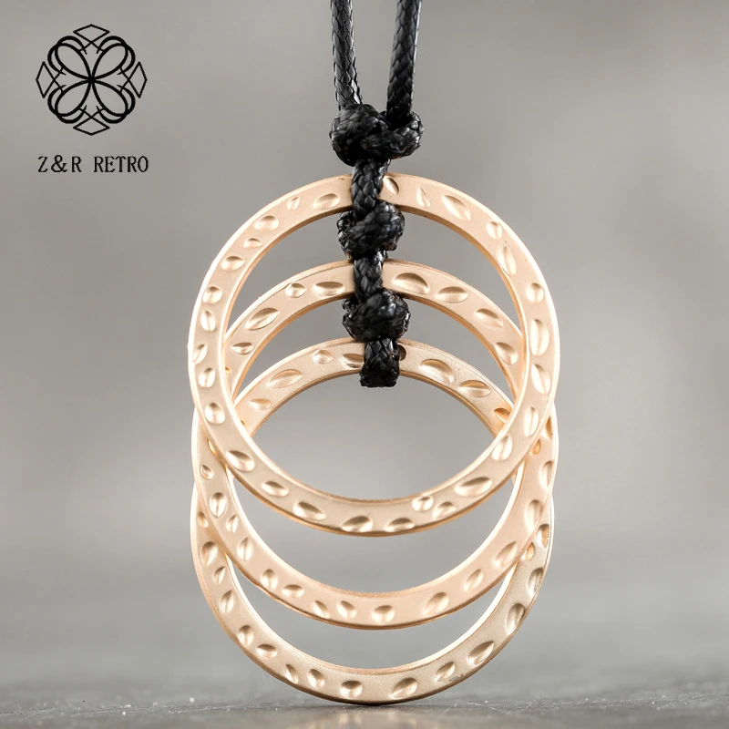 

Vintage Circle Round Unicorn Necklace Zinc Alloy Personalized Necklace Rope Chain Clothes Accessories Best Friends Prensent