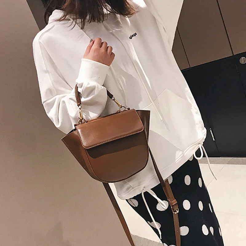 

Casual Saddle Bags for Women Handbags Semicircle Irregular PU Leather Shoulder Messenger Bags Lady Brands Large Capacity Bolsa