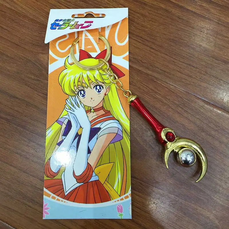 

Wholesale Japan anime Pretty Soldier Sailor Moon Fashion key chain key ring alloy charm heart pendant Toys model Periphery