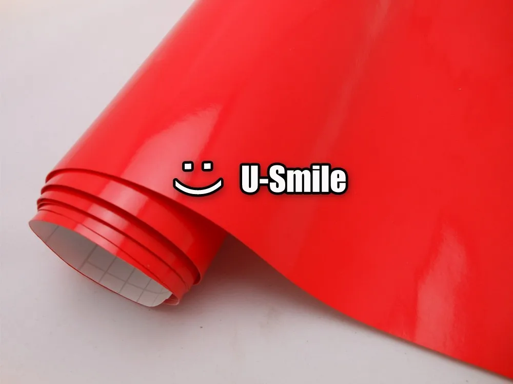 Glossy-Red-Vinyl-03