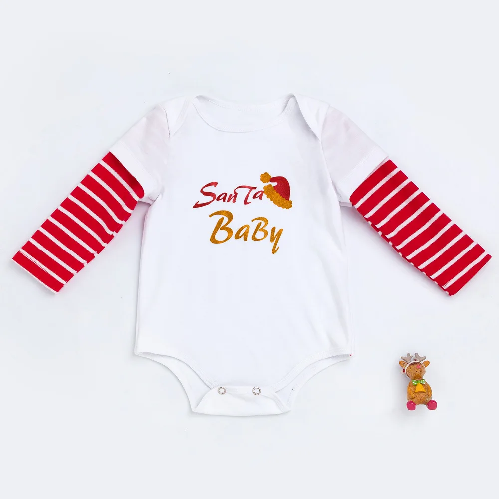 Newborn baby in summer clothes comfortable and convenient baby clothes