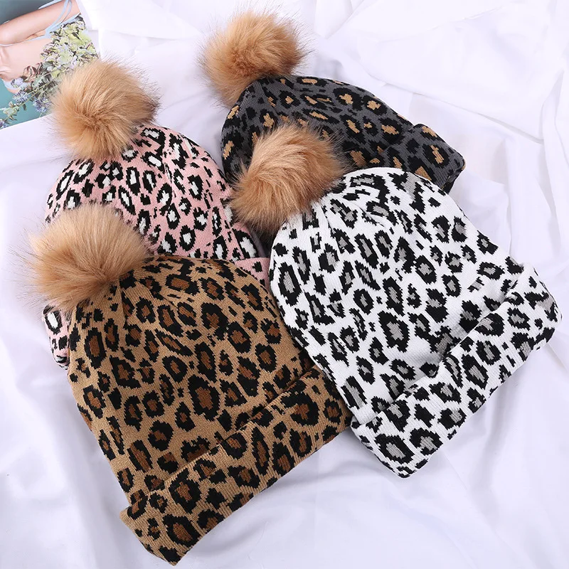 

Winter Women Knitted leopard print Hats Fashion Warm Pom Pom Wool Hat Ladies Skullies Beanie Female Outdoor skiing Caps Z21