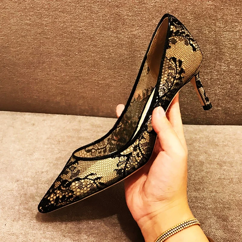 

Sexy Black Lace Fabric Shallow Pumps Pointed Toe Slip On Hollow Lace Fine Workmanship Quality Guaranted Woman Dress Shoes