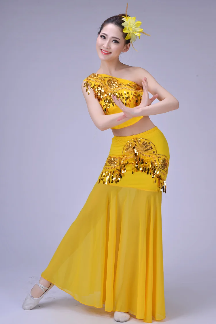 

2018 New Yi Dance Clothing Spring Peacock Dance Minority Costume Female Modern Dance Performance Clothing Summer