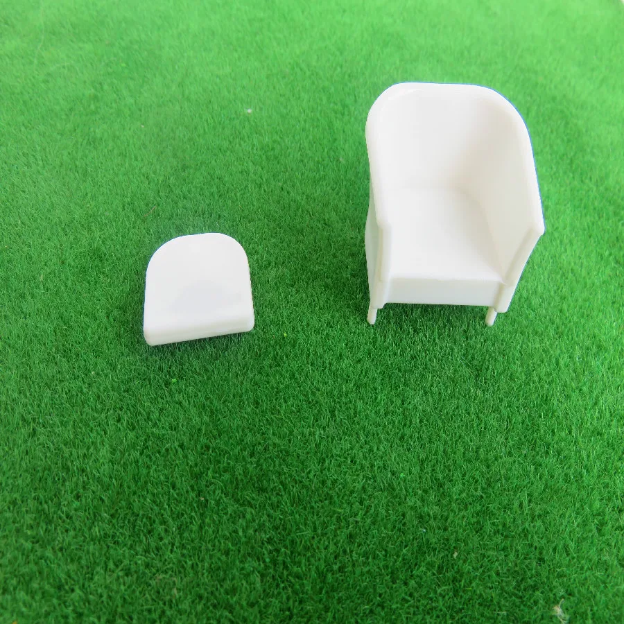 scale sofa white plastic furniture (2)
