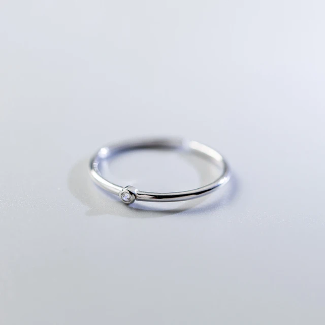 MloveAcc Anti-allergy Original 925 Sterling Silver Wedding Couples Rings Smooth Simple CZ Engagement Ring for Men and Women