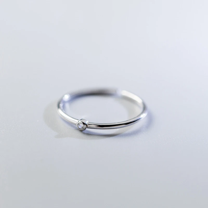 MloveAcc Anti-allergy Original 925 Sterling Silver Wedding Couples Rings Smooth Simple CZ Engagement Ring for Men and Women