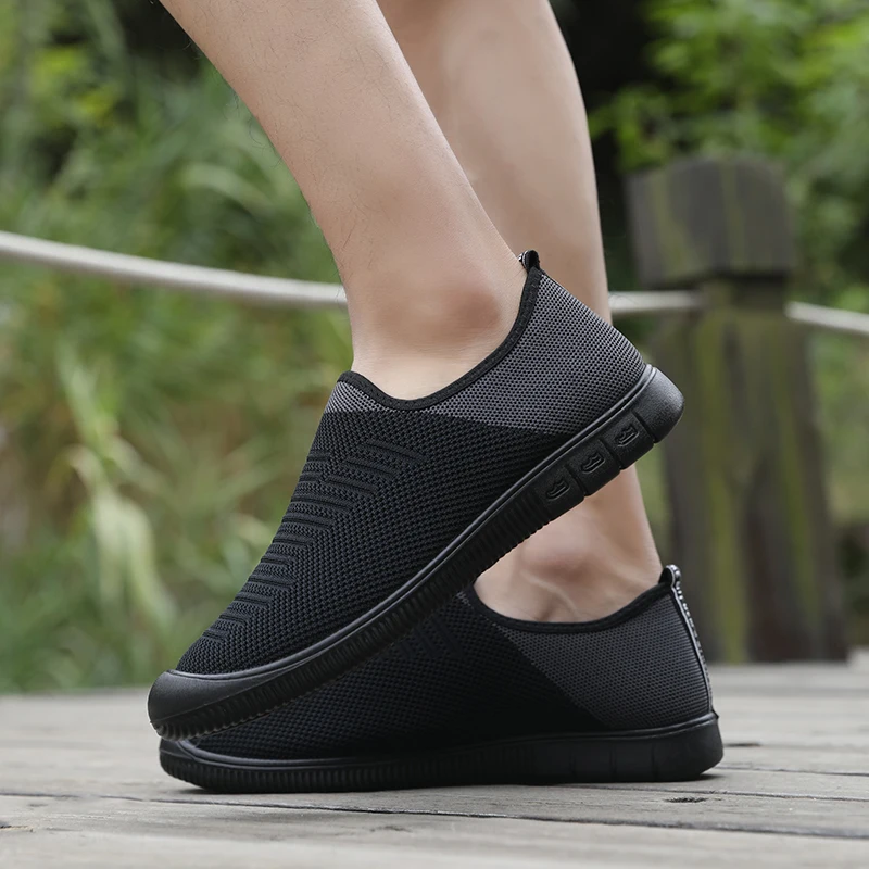 

Men Sport Shoes Outdoor Running Sneakers 2019 Gray Slip On Mesh Breathable Stability Athletic Double March Shoes Spring Summer