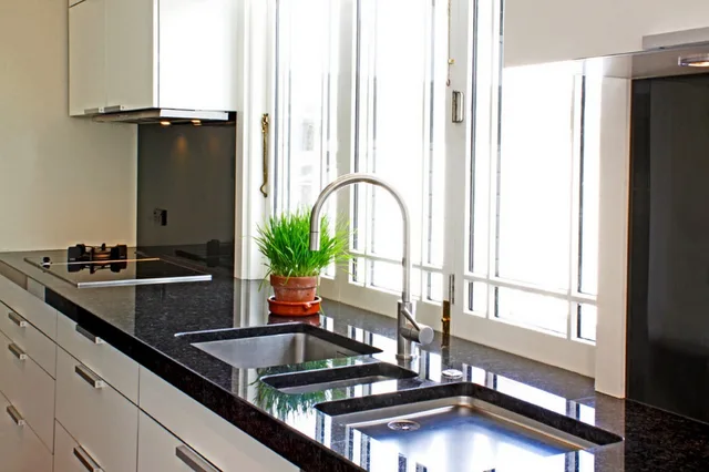 Best Price 2017 antique modern kitchen furnitures hot sales high gloss lacquer modern kitchen cabinets L1606012 Best Price 2017 antique modern kitchen furnitures hot sales high gloss lacquer modern kitchen cabinets L1606012