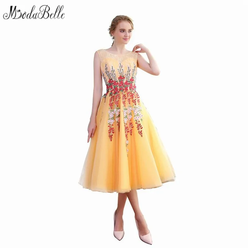 Короткое ТРАПЕЦИЕВИДНОЕ ПЛАТЬЕ для встречи выпускников modabelle оранжевое