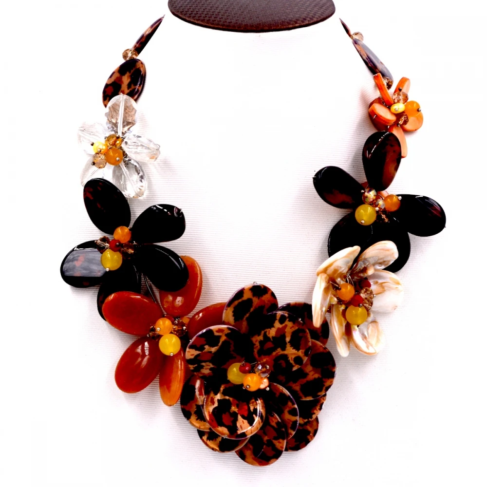 Fashion Women chain jewelry 2017 new Design Black onyx and leopard shell flower chokers necklace Choker Necklaces Fashion Women chain jewelry 2017 new Design Black onyx and leopard shell flower chokers necklace Choker Necklaces