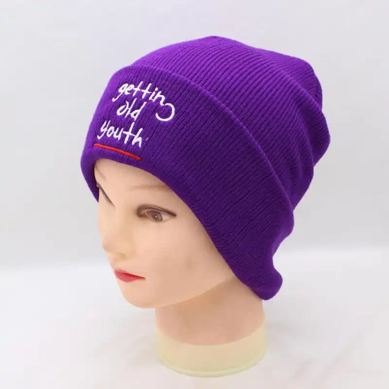 purple ski hat