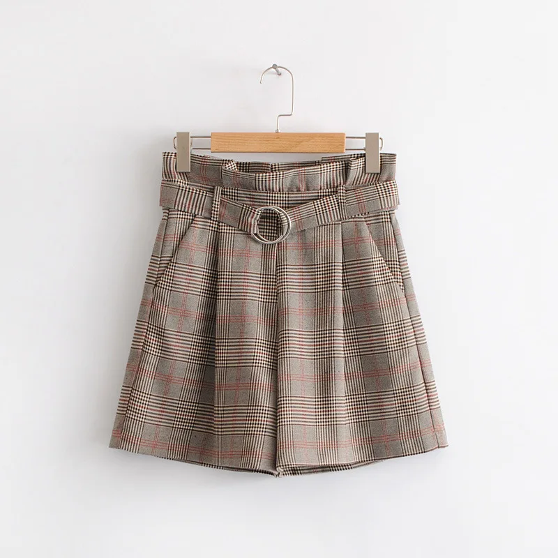 plaid shorts women