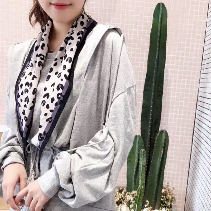 Женский леопардовый геометрический принт Бриллиантовая Бандана шейный шарф полиэстер шелковый платок элегантные повязки для волос ленты на запястье