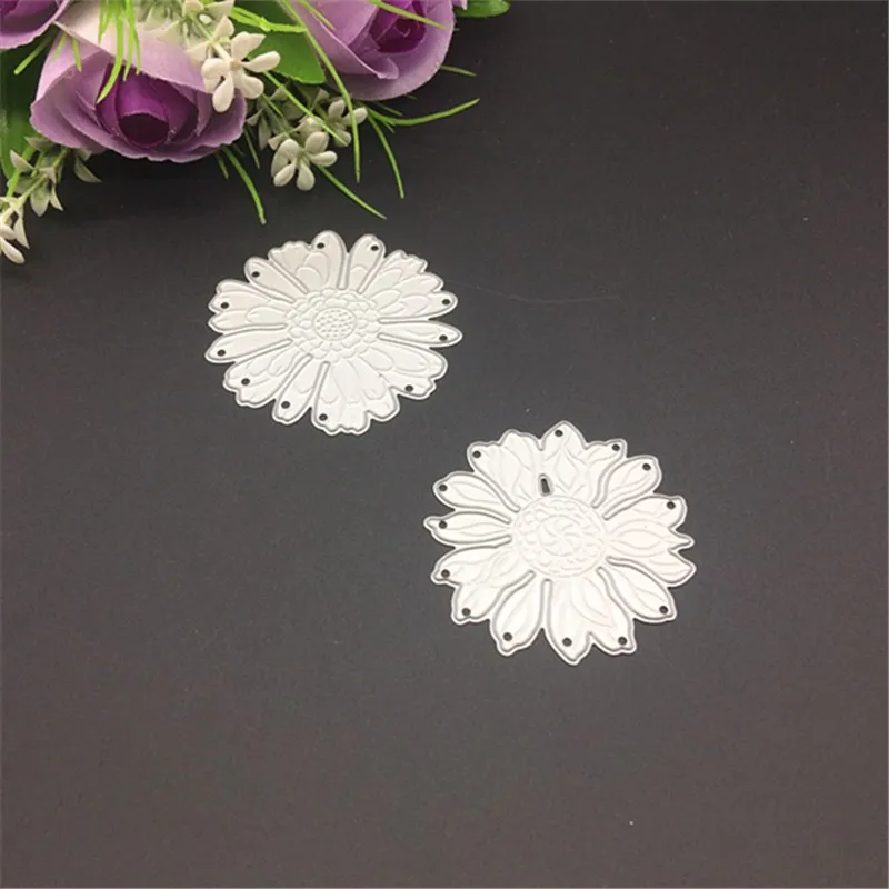 

Scrapbooking Metal Cutting Dies Garland DIY Photo Album Decorative Embossing Stencils Card Template