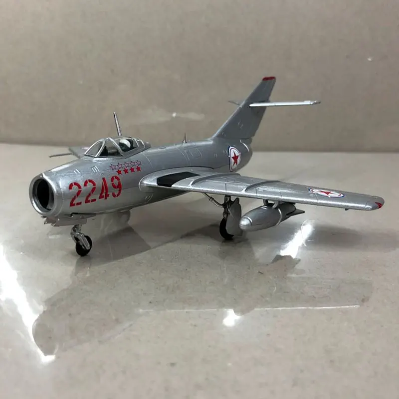 WLTK 1/72 масштаб Mikoyan MiG-15(Fagot) истребитель литой металлический военный самолет модель игрушки для сбора, подарка, украшения