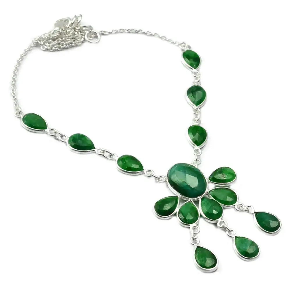 

NiaoZaiFei YunZaiKan Nature Emerald Necklace 925 Sterling Silver, 46 cm, MHBNE0008