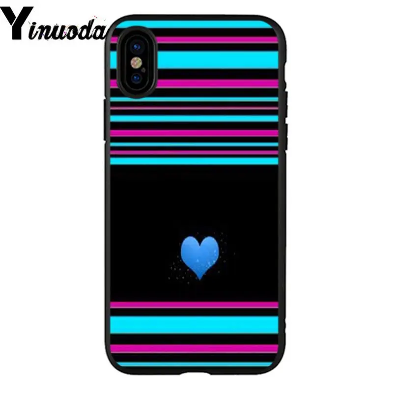 Chromatic stripe lips heart 