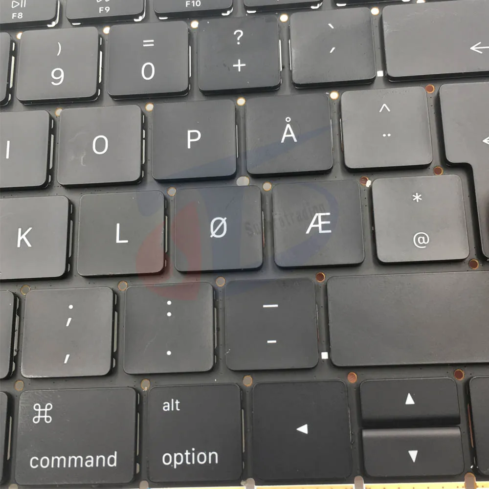 A1534 Norway keyboard 32