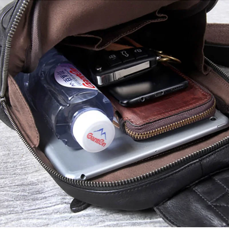 AETOO Retro head cowhide chest bag, handmade new single shoulder crossbody bag, male leather chest bag