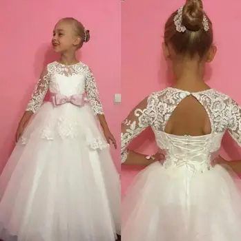 

Vintage Tulle Flower Girls Dress for Weddings With Bow Lace Appliques Jewel Neckline Hollow Back Holy First Communion Gowns Long
