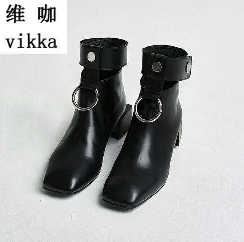 

hot 2017 ankle boots for women Cut-Outs Retro Martin boots Square Toe Metal rings zip shoes for ladies luxury design 34--40