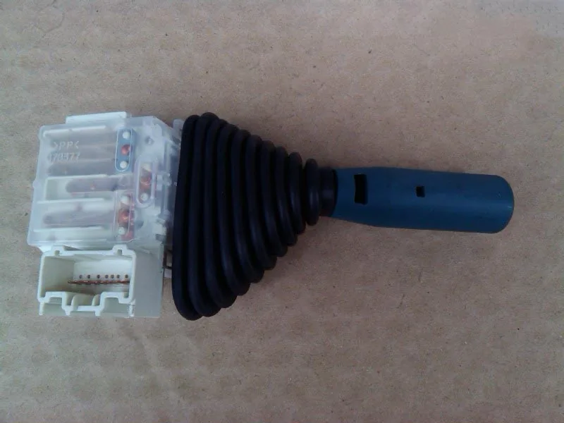 

57460-23330-71 Forward Reverse Switch Assembly For 7F Series Forklift