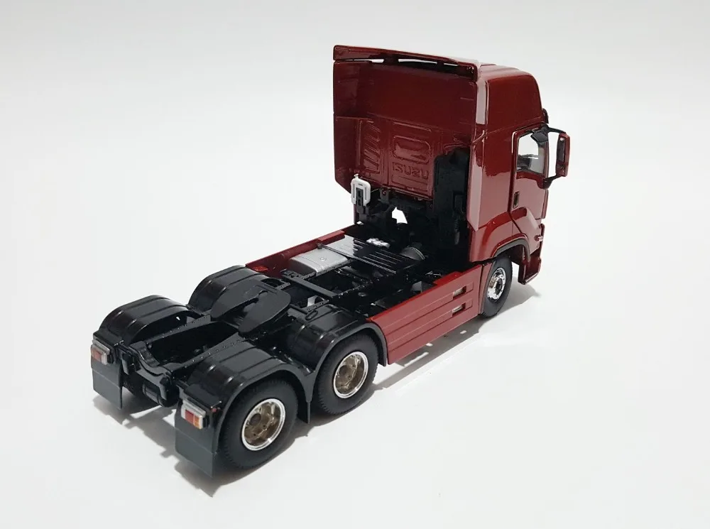 Игрушечная модель из коллекционного сплава подарок 1:32 весы ISUZU GIGA VC61 для трактора