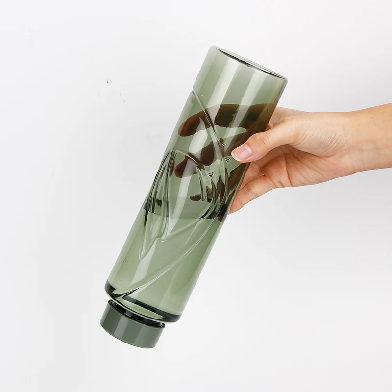2019-New-Design-Eco-friendly-PLA-Water-Bbottle-Hiking-Clamping-750ml-Sport-Bottle-Easy-Take-BPA
