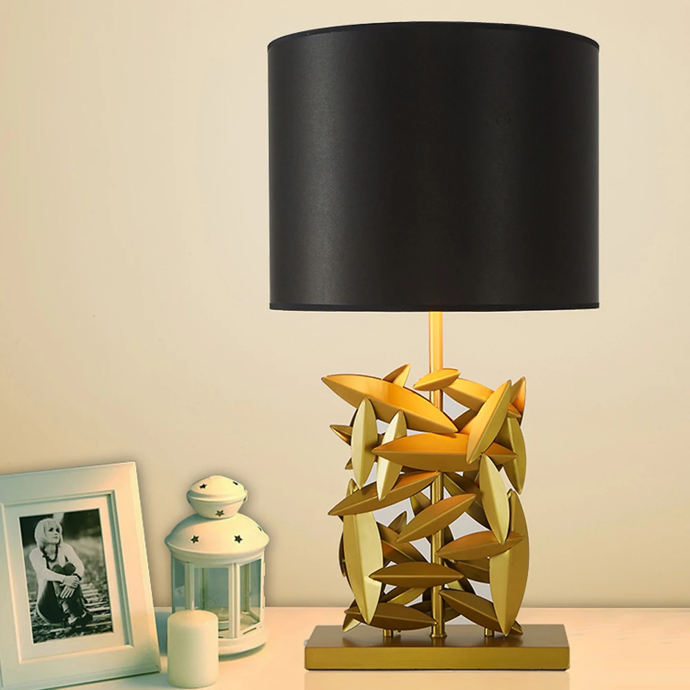 Online kaufen groÃhandel schwarz und gold tischlampe aus china ...