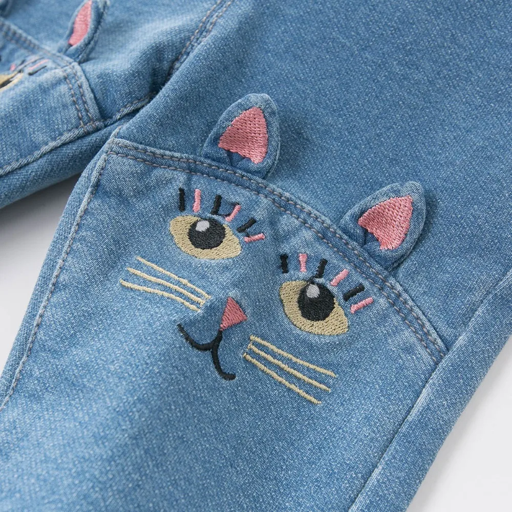 DB4866_0009_6Y3A4306