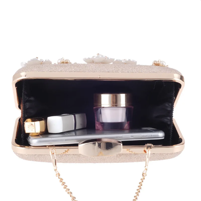 3388243525_292812920