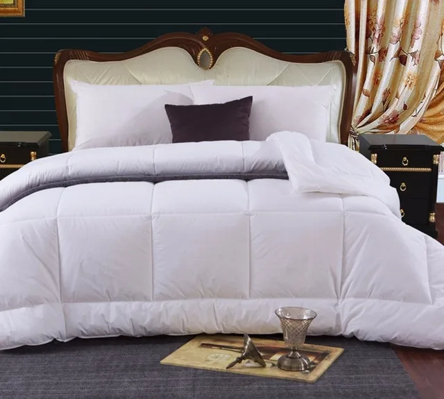 Luxury Duvet Insert Goose Down Alternative Comforter -
