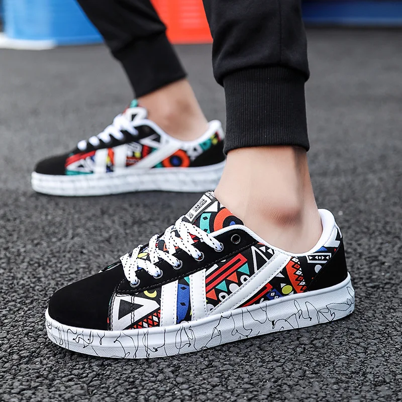 Koovan Men's Canvas Seakers 2019 New Classic Large Size Shoes Male Youth Autumn Graffiti Men's Shoes Casual College Wind Boys