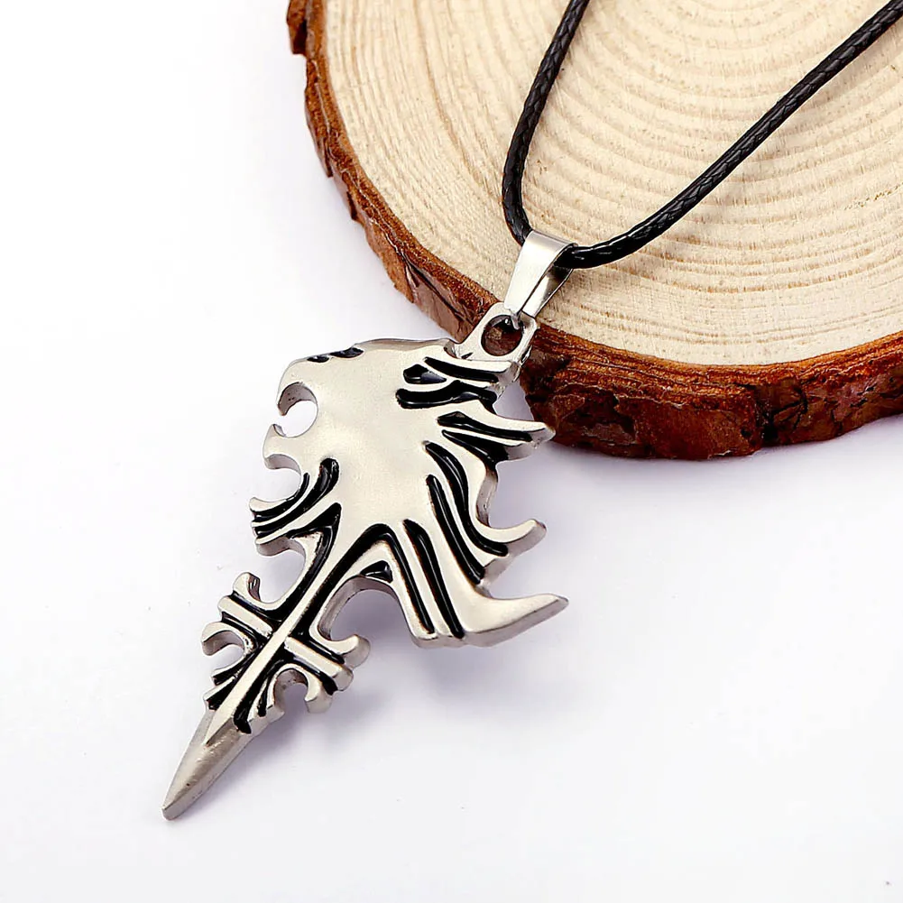 Final Fantasy Necklace Sleeping Lion Heart Squall Sliver Color Pendant