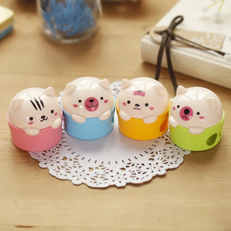 

1PC New Cute Cartoon Kawaii Cat Plastic Pencil Sharpener For Kids Student Novelty Item School Material Stationery Gift Prize