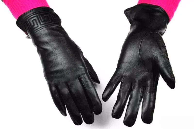 Новинка, женские черные кожаные перчатки с вышитым узором, стильная бархатная подкладка, теплые перчатки из овечьей кожи с защитой рук