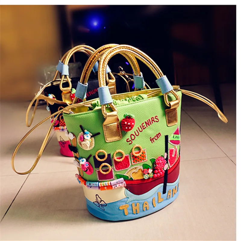 

2018 Polyester Women Limited Women's New Hand-embroidered Hit Color With The Trend Of Shoulder Bag Handbag Messenger Bucket