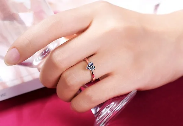 1 карат в форме сердца ДКНБ отличное алмаз Обручение кольцо Forever Love белый золотой чехол однотонные пробы Серебряное женское кольцо